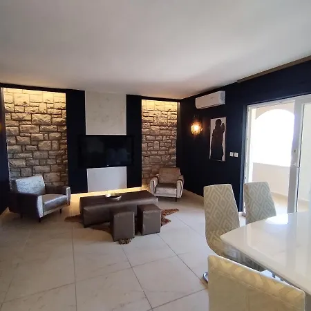 Cozy With Sea View Apartamento